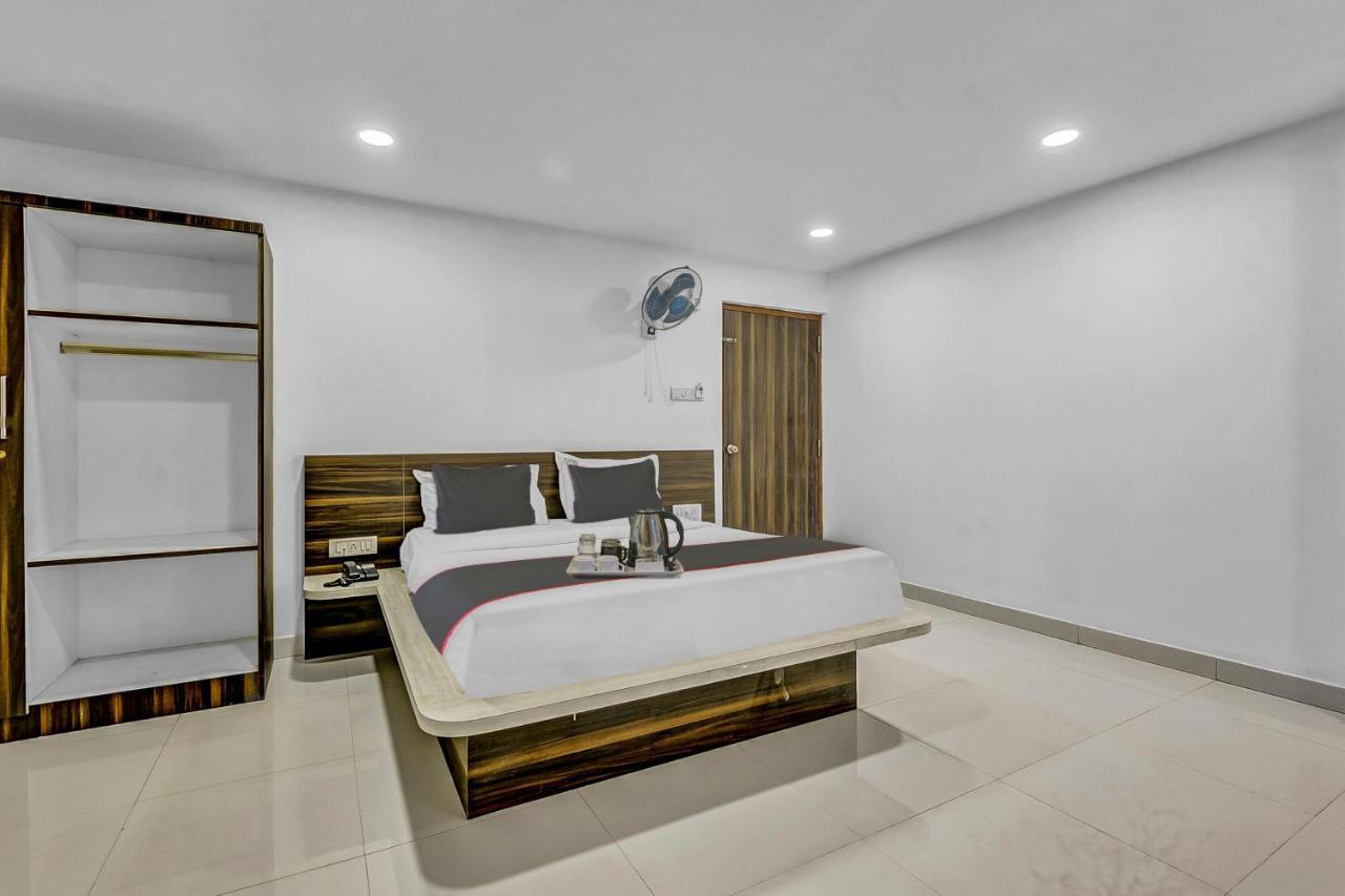 Hotel Sai Town House Mangalore Exteriör bild