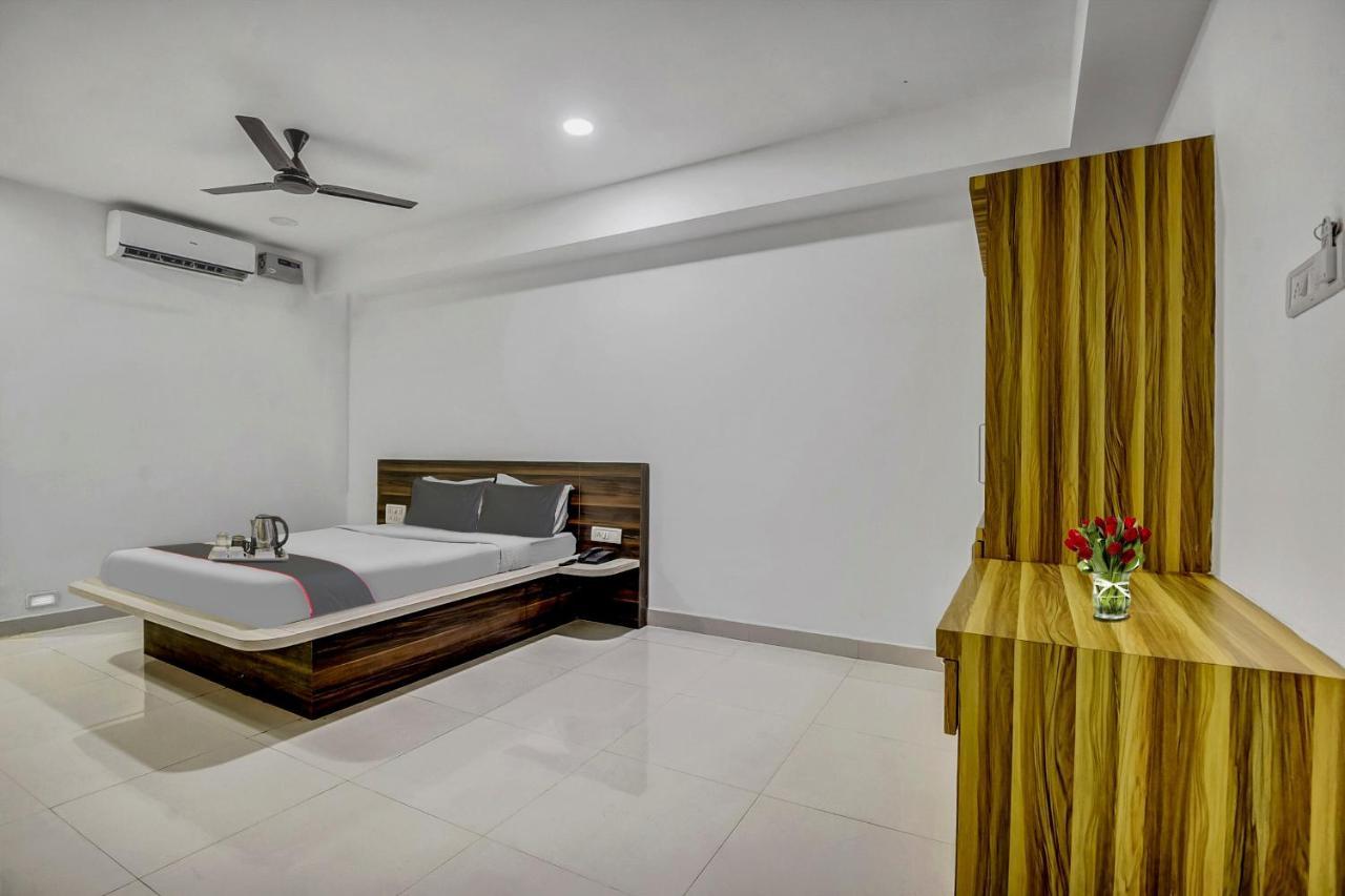 Hotel Sai Town House Mangalore Exteriör bild