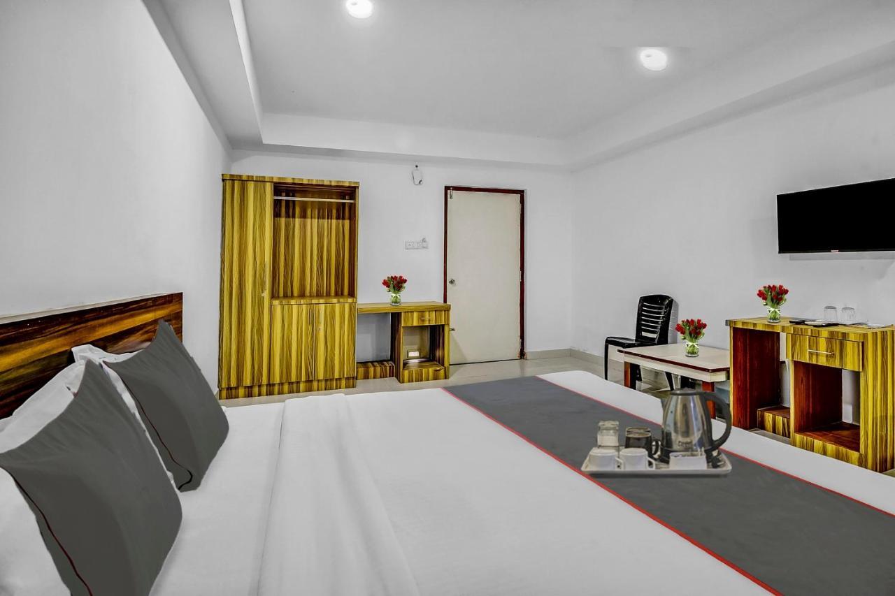 Hotel Sai Town House Mangalore Exteriör bild