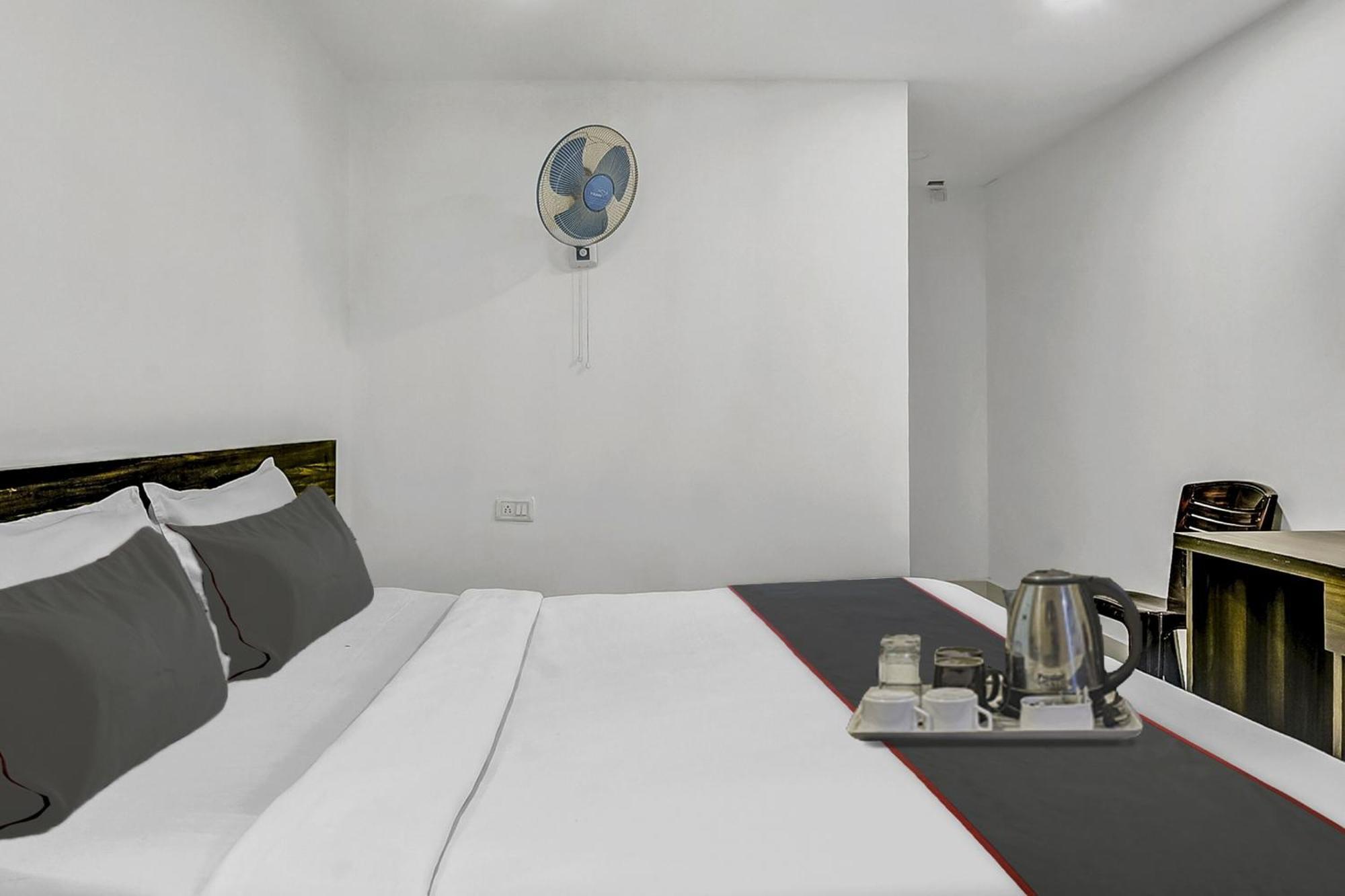 Hotel Sai Town House Mangalore Exteriör bild
