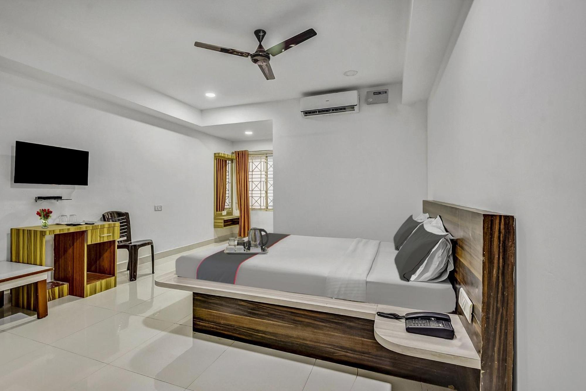 Hotel Sai Town House Mangalore Exteriör bild